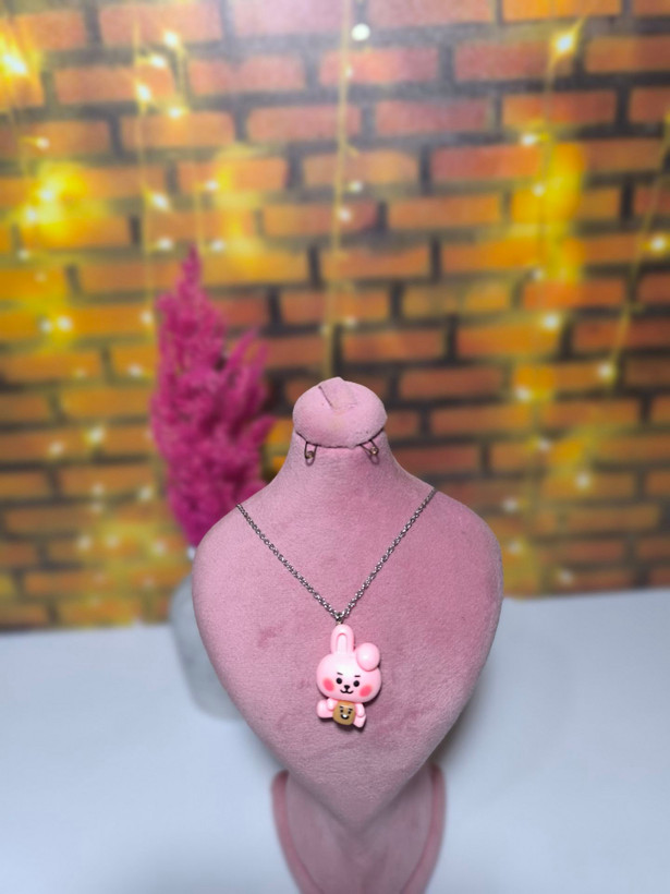 گردنبند بی تی اس