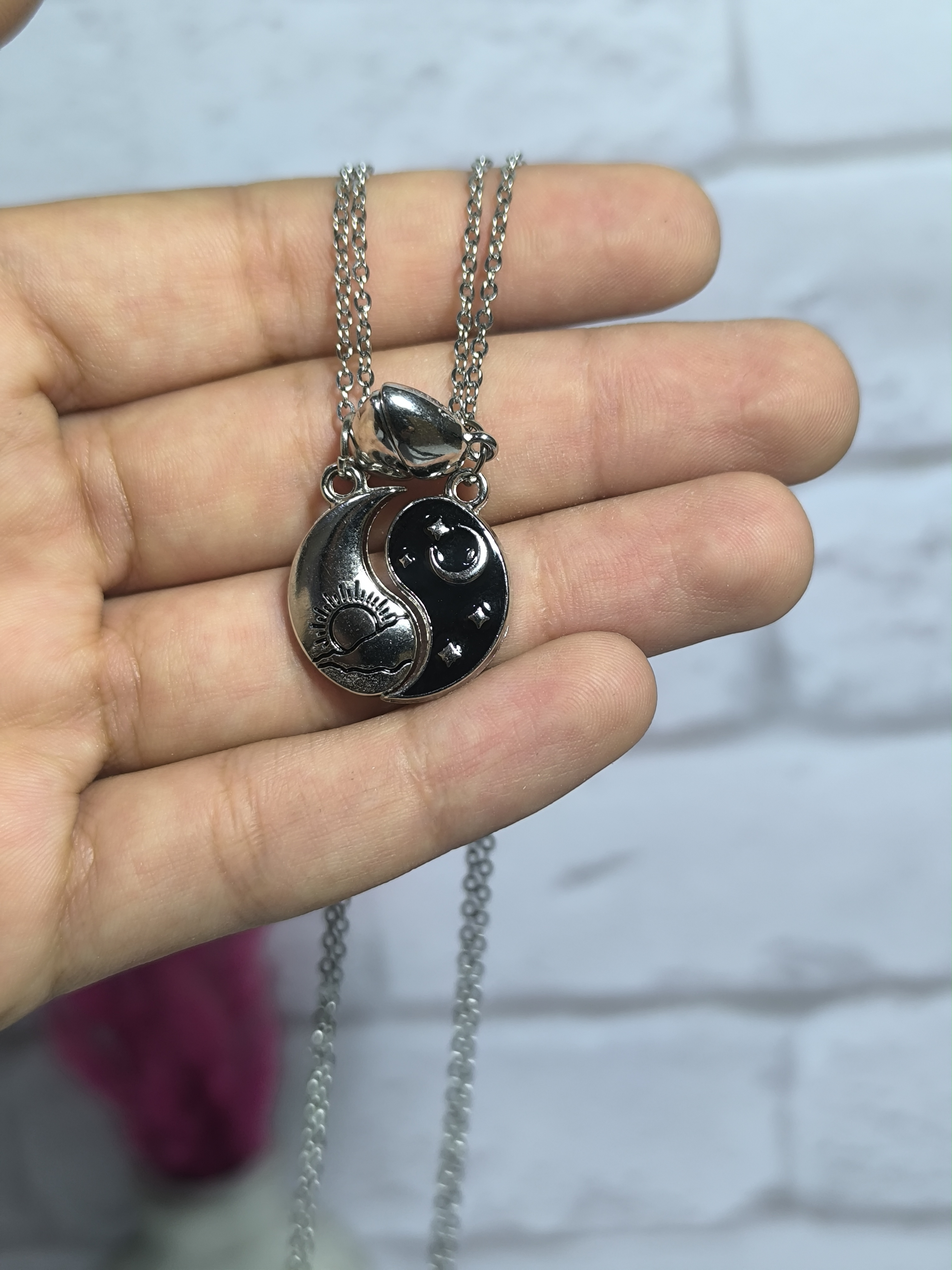 گردنبند دوستی مگنت دار