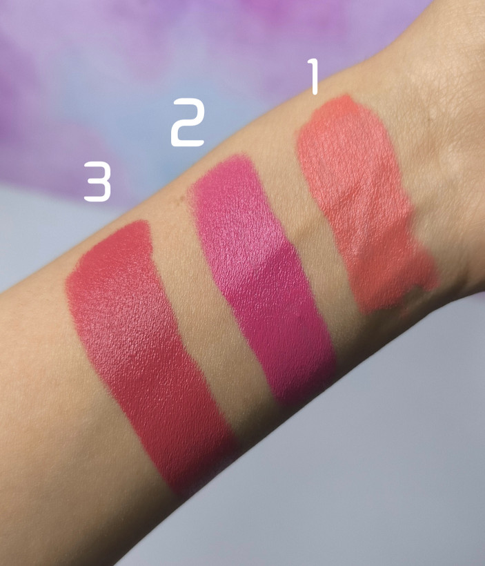 رژگونه استیکی براش دار
