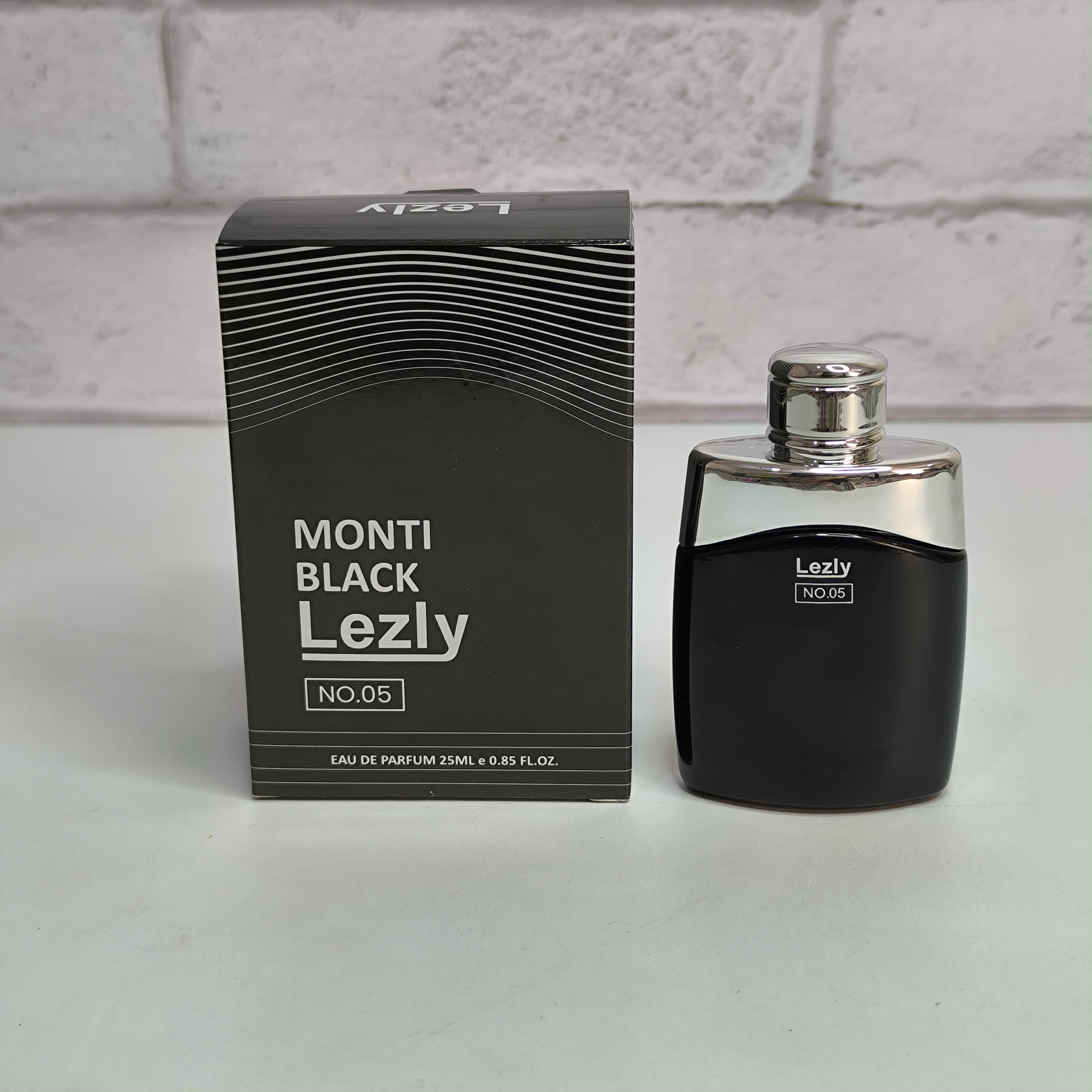 عطر ادوپرفیوم مردانه مون بلان لجند حجم ۲۵ میلی لیتر خنک شیرین