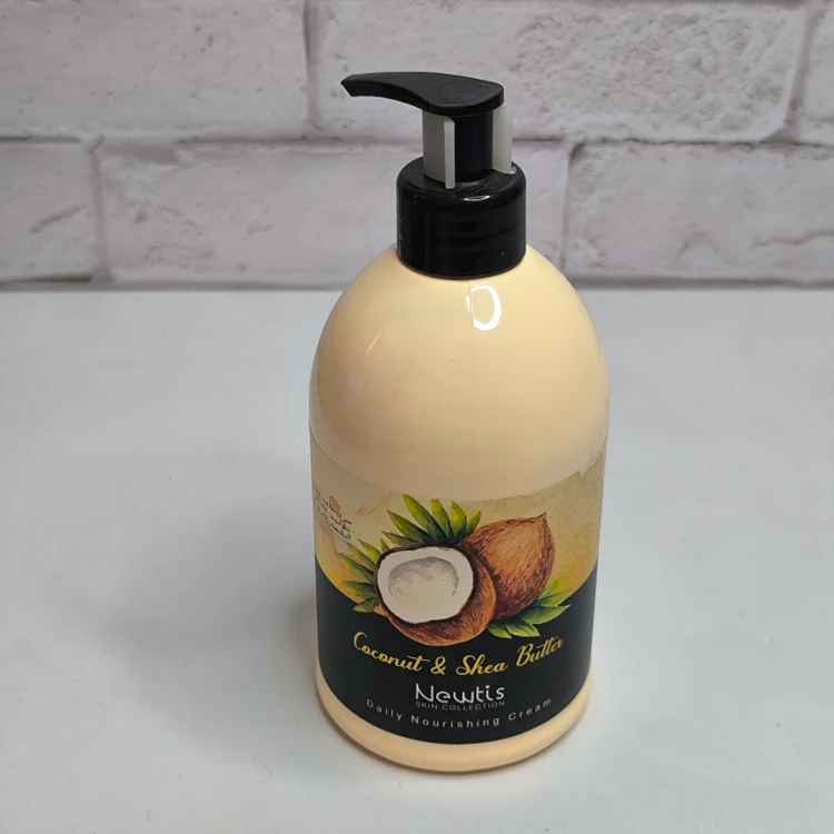 کرم مرطوب کننده پمپی نیوتیس Newtise حاوی عصاره نارگیل 500ml
